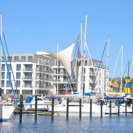 Apartmenthaus Hafenspitze Ap 28, Blickrichtung Innenstadtbinnenhafen 公寓 *
