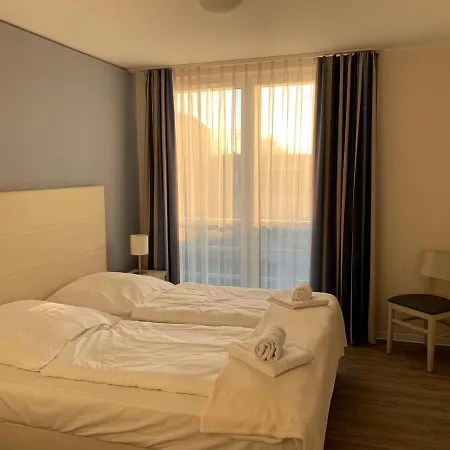 Apartmenthaus Hafenspitze Ap 28, Blickrichtung Innenstadtbinnenhafen 埃肯弗德