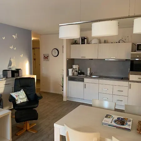 Apartmenthaus Hafenspitze Ap 28, Blickrichtung Innenstadtbinnenhafen 埃肯弗德